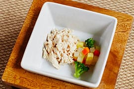  美味鶏胸肉　蒸し鶏 - さつま芋 大根 人参 ブロッコリー - 