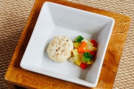  豆腐ハンバーグ - さつま芋 大根 人参 ブロッコリー - 