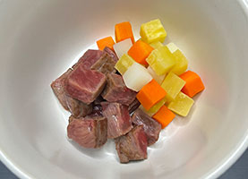 国産牛モモ肉の炙り