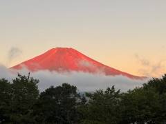客室からの富士山　赤富士